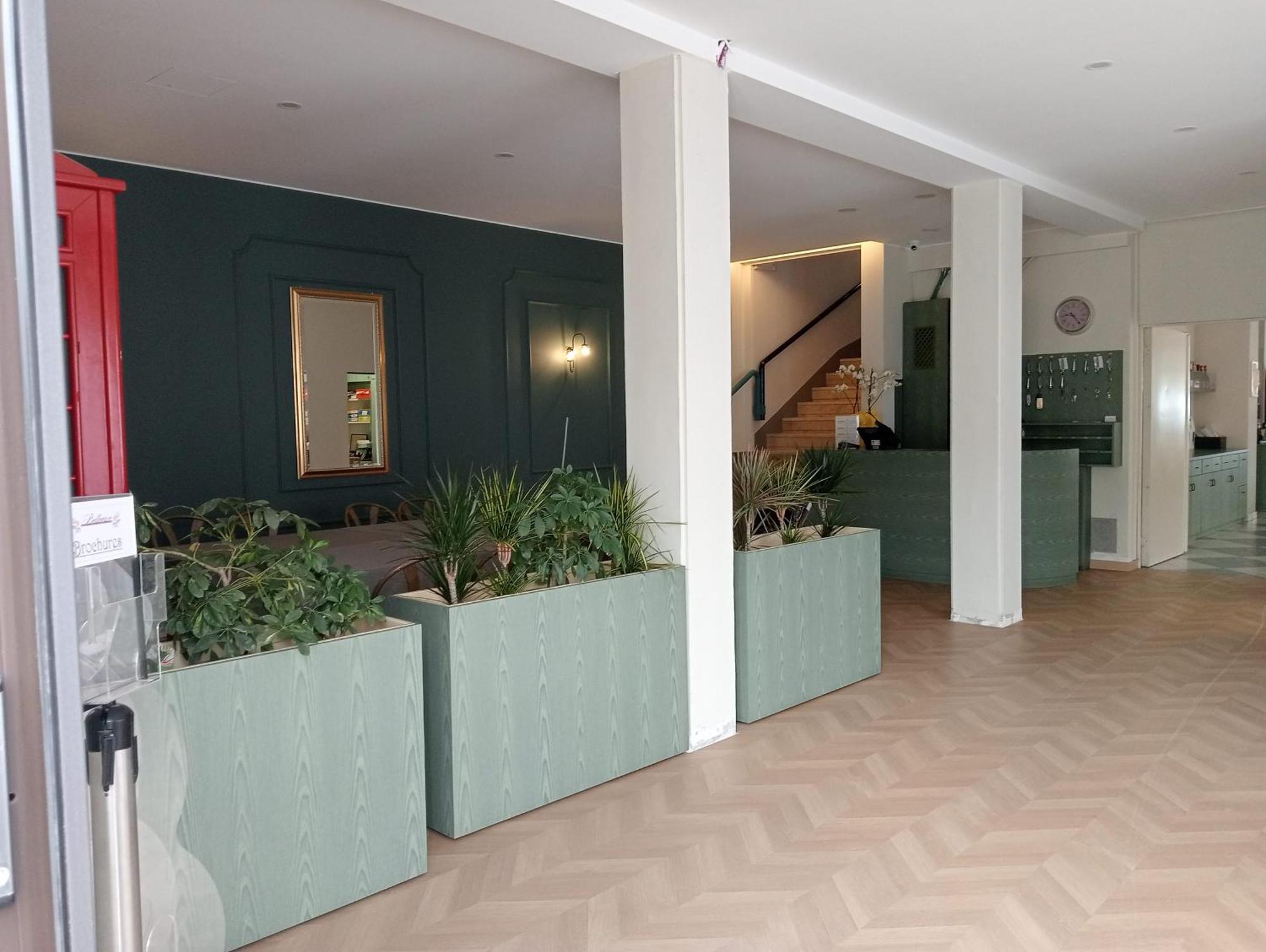 Bellerive Ristorante Albergo Manerba del Garda Exteriör bild