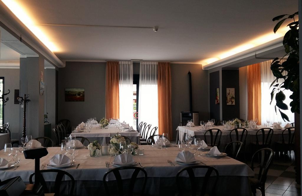 Bellerive Ristorante Albergo Manerba del Garda Exteriör bild