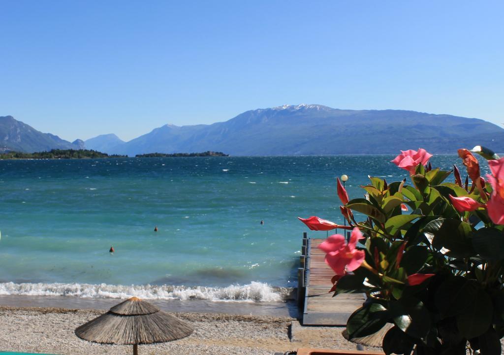 Bellerive Ristorante Albergo Manerba del Garda Exteriör bild