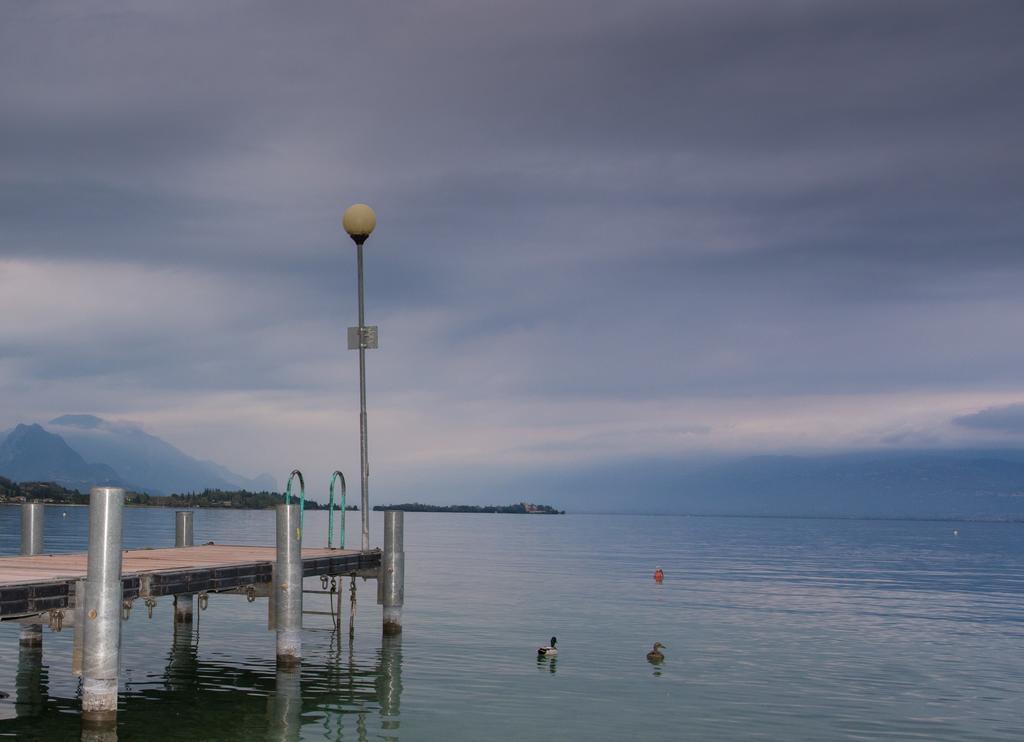 Bellerive Ristorante Albergo Manerba del Garda Exteriör bild