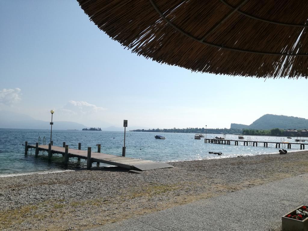 Bellerive Ristorante Albergo Manerba del Garda Exteriör bild