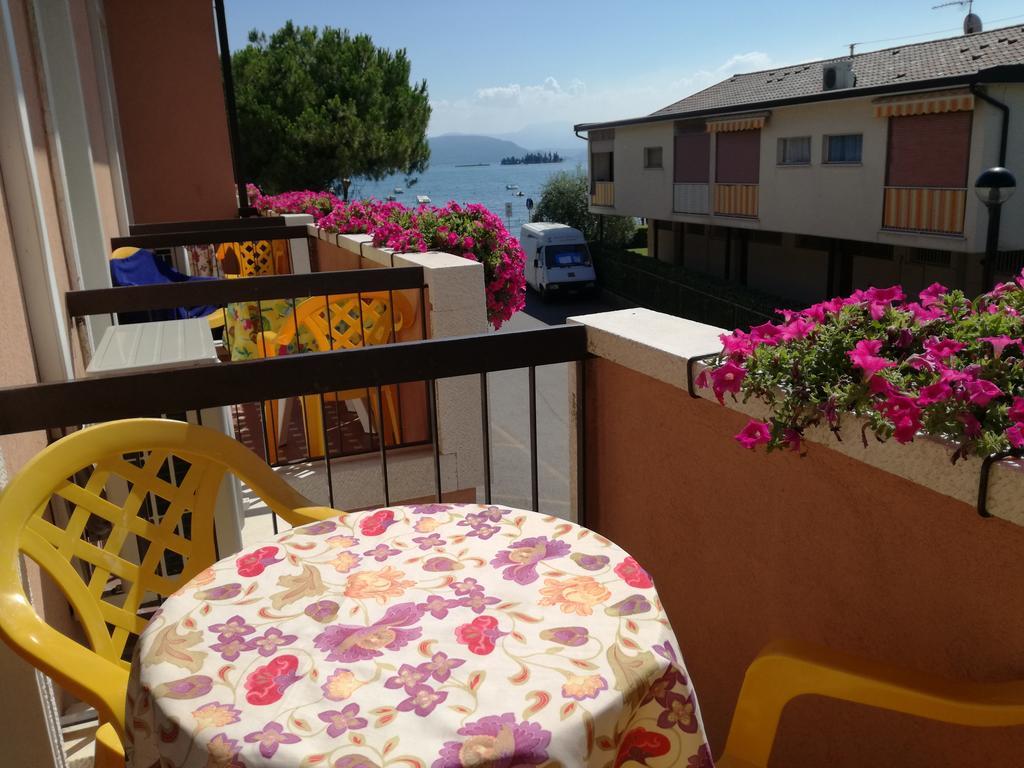 Bellerive Ristorante Albergo Manerba del Garda Exteriör bild