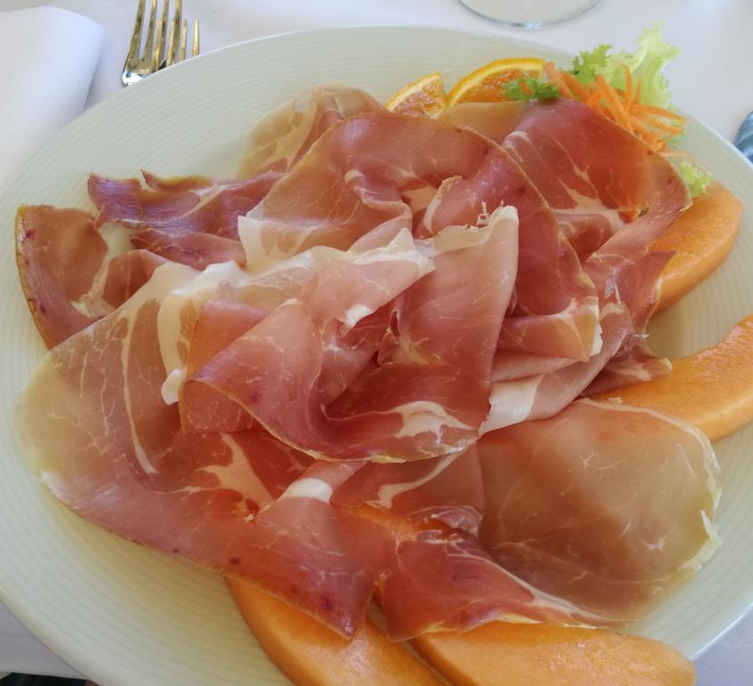 Bellerive Ristorante Albergo Manerba del Garda Exteriör bild