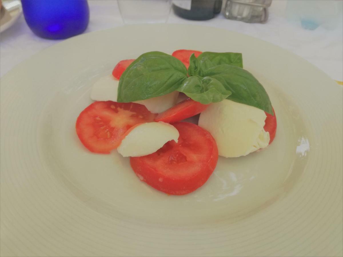 Bellerive Ristorante Albergo Manerba del Garda Exteriör bild